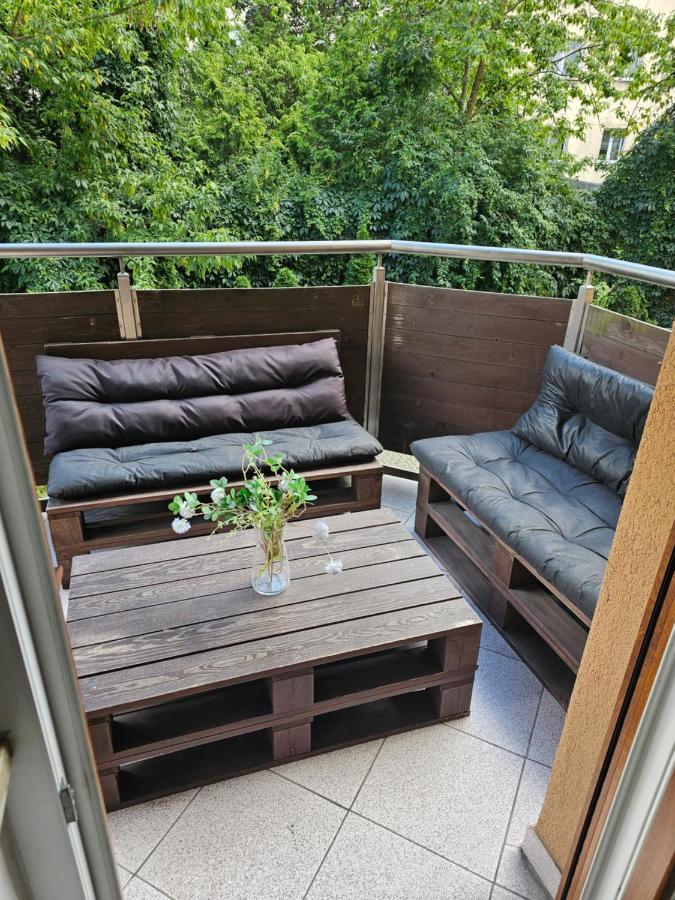 Apartament Rodzinny - Calodobowe Zakwaterowanie, Bezplatny Parking Thorn Exterior foto